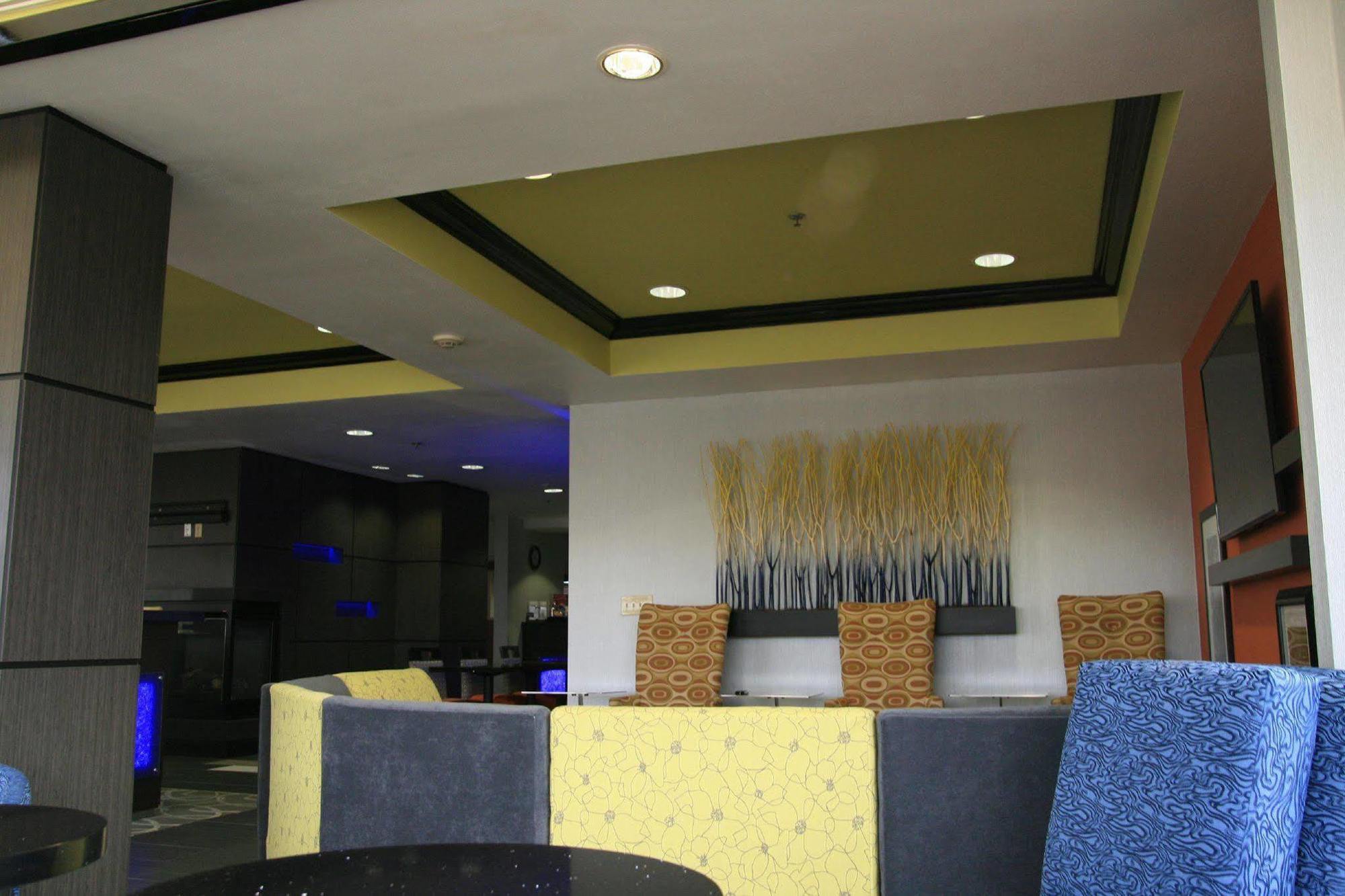 Hampton Inn Muskogee Buitenkant foto